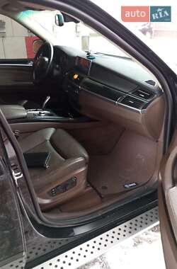 Внедорожник / Кроссовер BMW X5 2008 в 