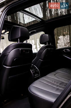 Внедорожник / Кроссовер BMW X5 2020 в 