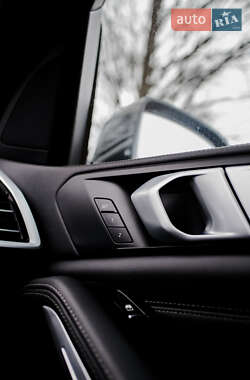 Внедорожник / Кроссовер BMW X5 2020 в 