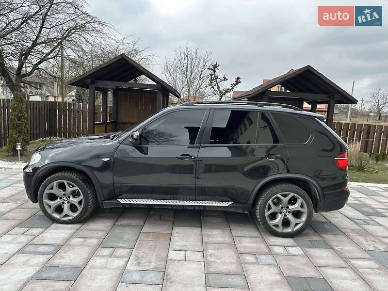 Позашляховик / Кросовер BMW X5 2010 в Львові