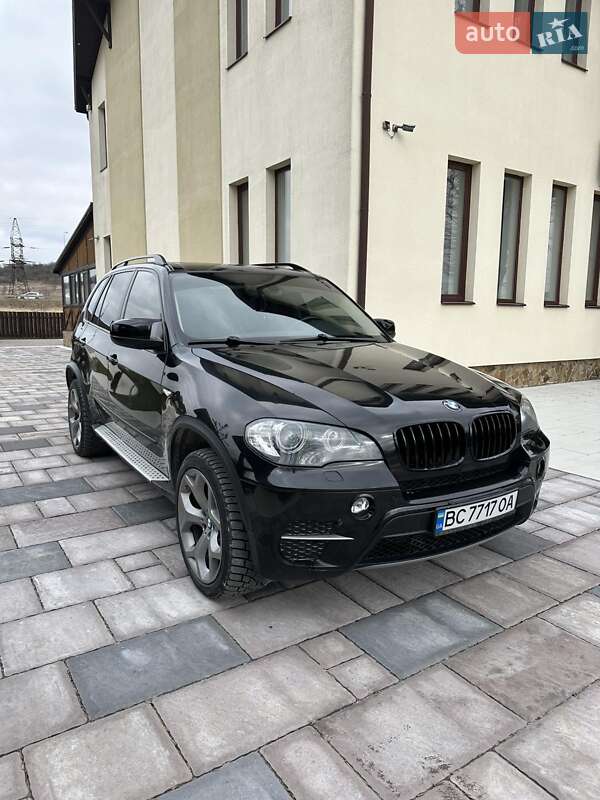 Позашляховик / Кросовер BMW X5 2010 в Львові