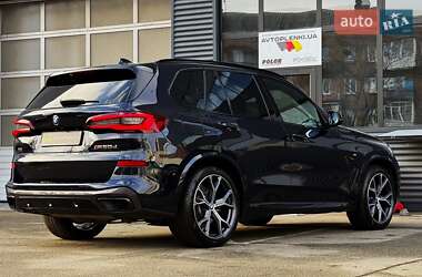 Внедорожник / Кроссовер BMW X5 2021 в Киеве