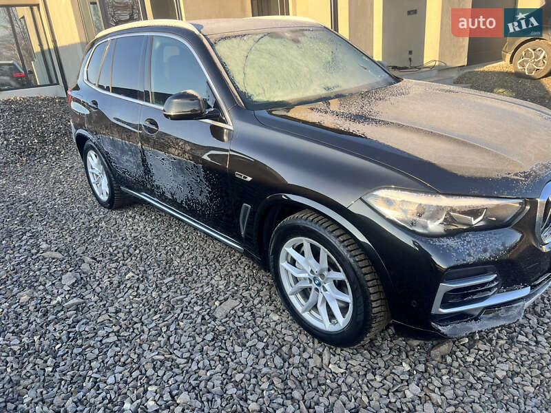 Внедорожник / Кроссовер BMW X5 2022 в Иршаве