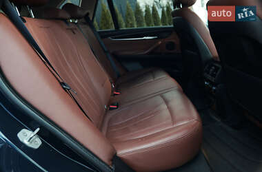 Позашляховик / Кросовер BMW X5 2015 в 