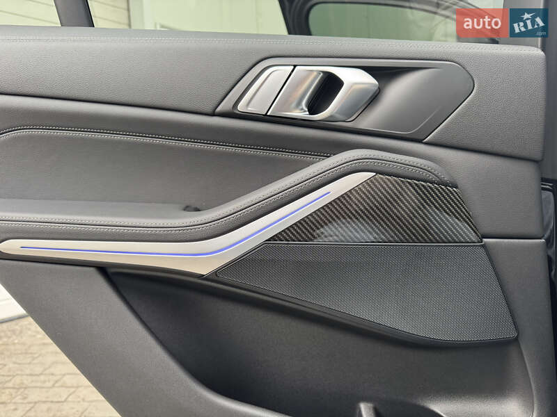 Внедорожник / Кроссовер BMW X5 2022 в Киеве