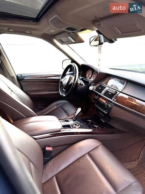 Внедорожник / Кроссовер BMW X5 2012 в Ивано-Франковске фото 17 Внедорожник / Кроссовер BMW X5 2012 в Ивано-Франковске