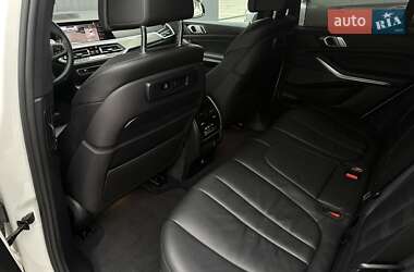 Позашляховик / Кросовер BMW X5 2018 в 