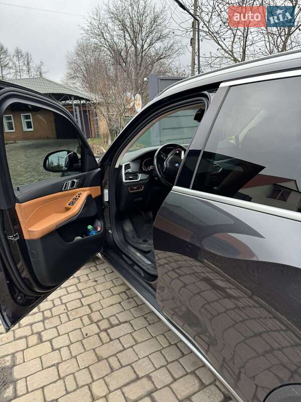 Позашляховик / Кросовер BMW X5 2021 в Знам'янці