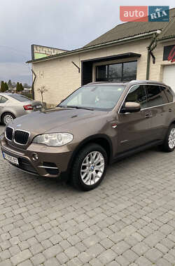 Внедорожник / Кроссовер BMW X5 2012 в Заречье