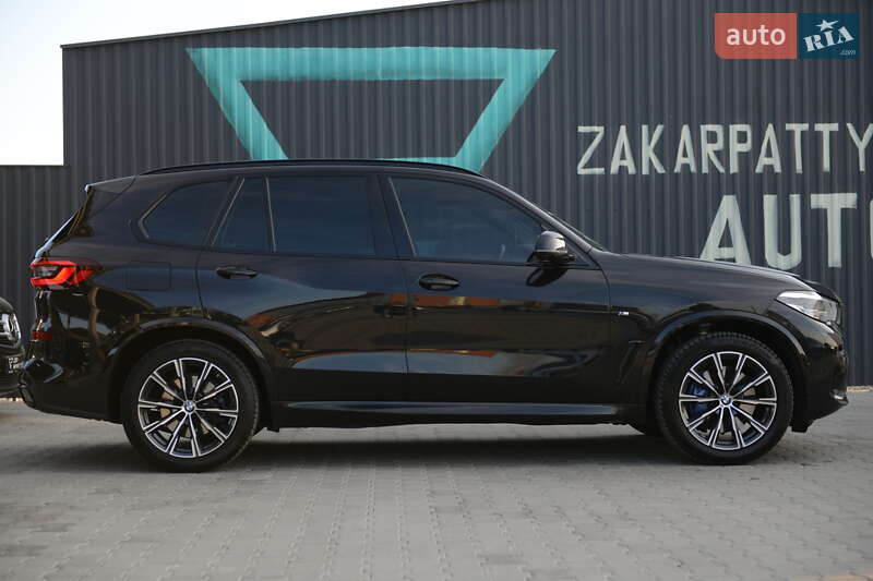 Внедорожник / Кроссовер BMW X5 2023 в Мукачево