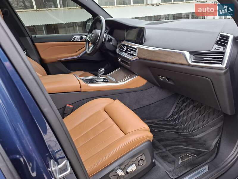 Внедорожник / Кроссовер BMW X5 2019 в Одессе