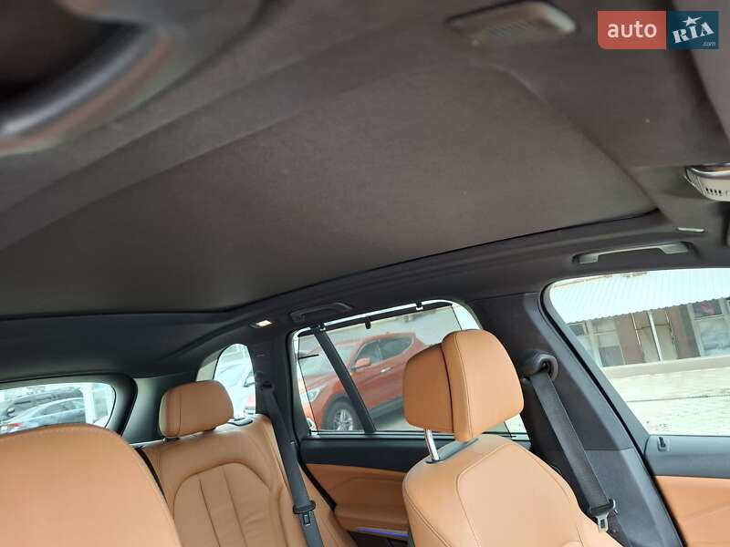 Внедорожник / Кроссовер BMW X5 2019 в Одессе