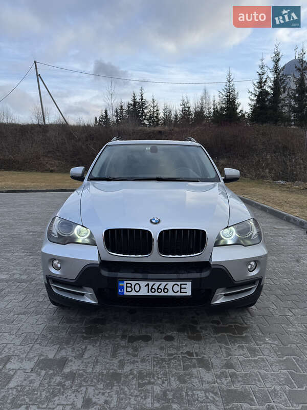 Внедорожник / Кроссовер BMW X5 2010 в Тернополе