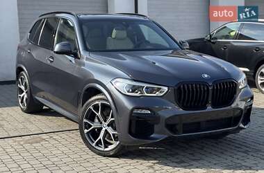 Внедорожник / Кроссовер BMW X5 2019 в Радивилове