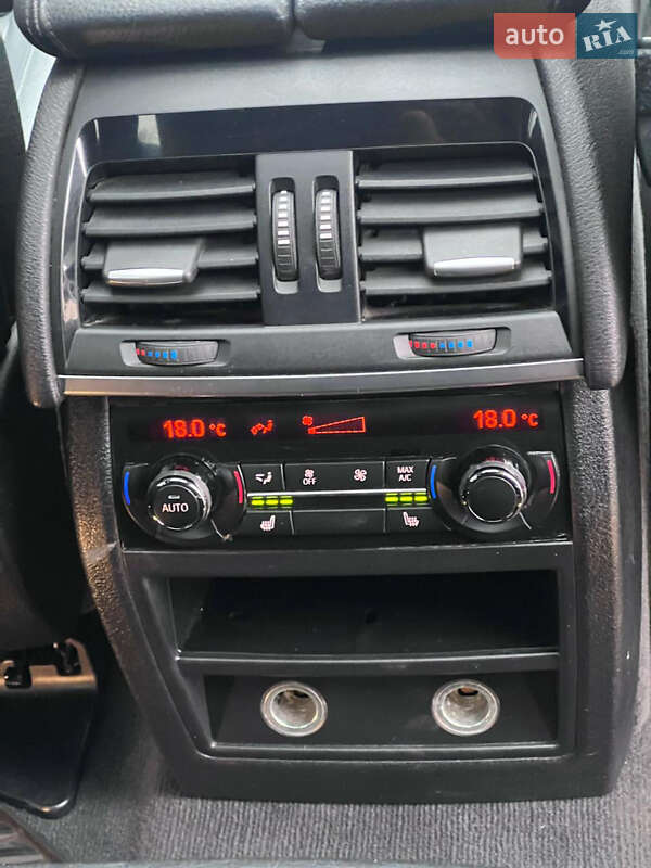 Внедорожник / Кроссовер BMW X5 2016 в Черкассах