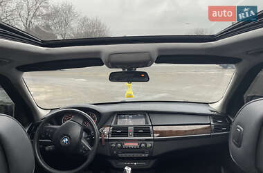 Внедорожник / Кроссовер BMW X5 2010 в 