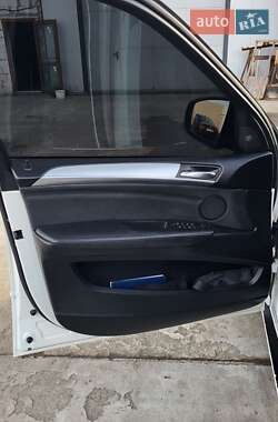 Внедорожник / Кроссовер BMW X5 2013 в 
