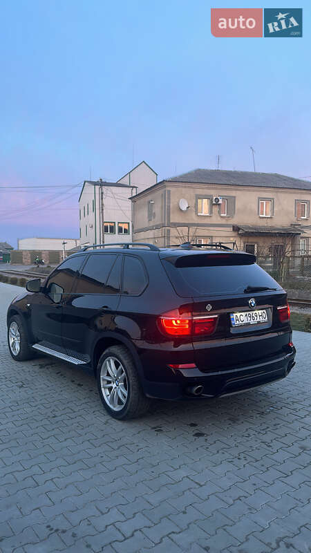 Внедорожник / Кроссовер BMW X5 2012 в Рокитном