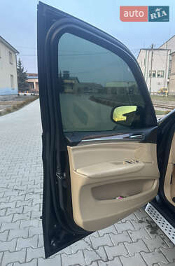 Внедорожник / Кроссовер BMW X5 2012 в 