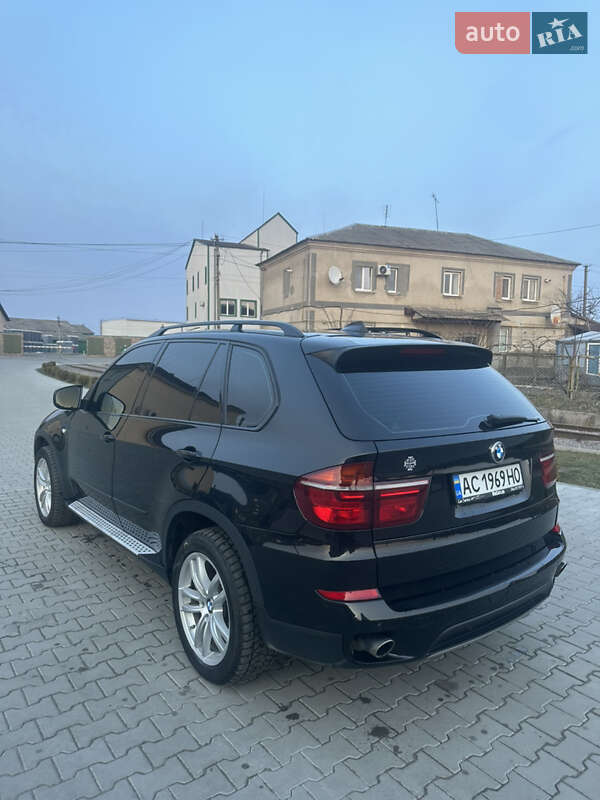 Внедорожник / Кроссовер BMW X5 2012 в Рокитном