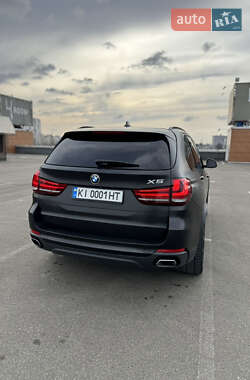 Внедорожник / Кроссовер BMW X5 2016 в 