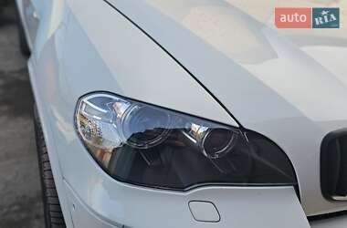 Позашляховик / Кросовер BMW X5 2012 в 