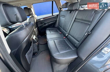 Позашляховик / Кросовер BMW X5 2011 в 