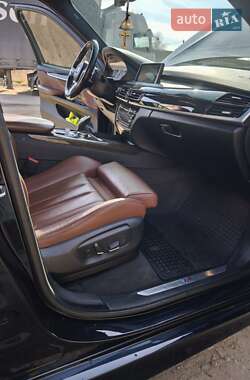 Позашляховик / Кросовер BMW X5 2015 в 