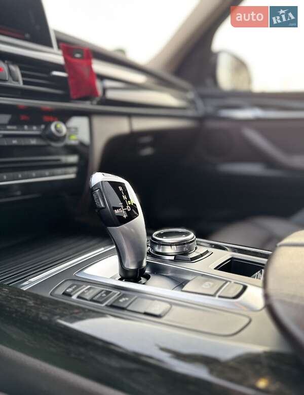 Внедорожник / Кроссовер BMW X5 2014 в Кременчуге