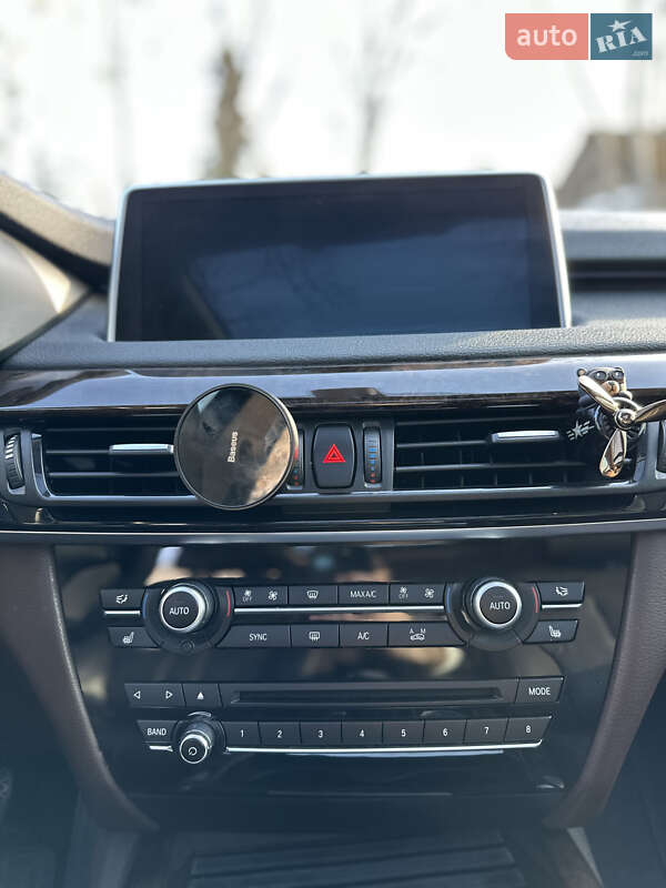 Позашляховик / Кросовер BMW X5 2016 в Києві фото 17 Позашляховик / Кросовер BMW X5 2016 в Києві