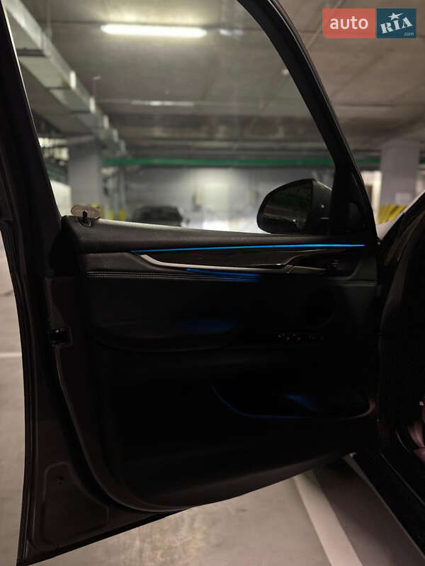 Внедорожник / Кроссовер BMW X5 2014 в Киеве