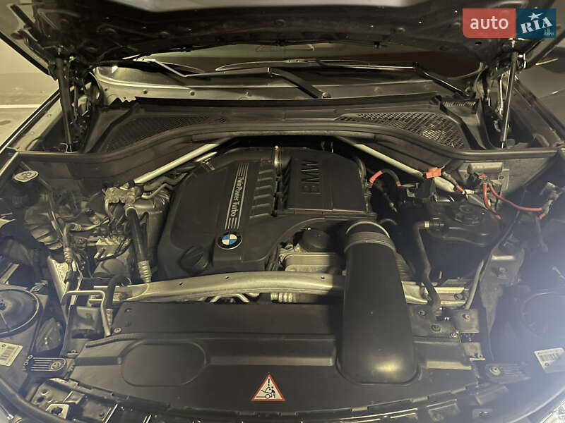 Внедорожник / Кроссовер BMW X5 2014 в Киеве