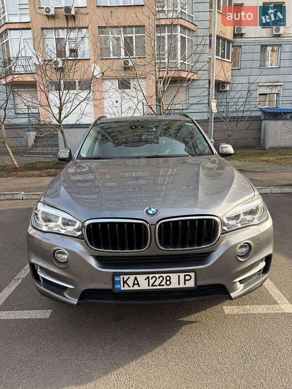 Внедорожник / Кроссовер BMW X5 2014 в Киеве