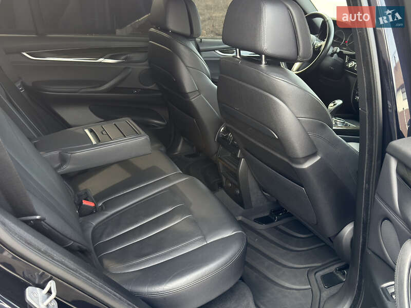 Внедорожник / Кроссовер BMW X5 2014 в Киеве
