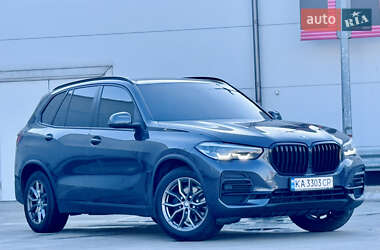 Внедорожник / Кроссовер BMW X5 2022 в Киеве