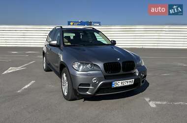 Внедорожник / Кроссовер BMW X5 2010 в 