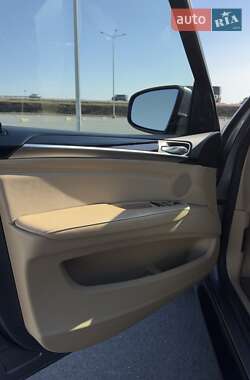 Внедорожник / Кроссовер BMW X5 2010 в 