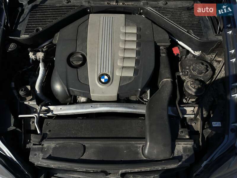 Позашляховик / Кросовер BMW X5 2010 в Львові