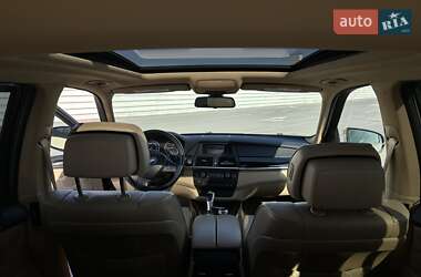 Внедорожник / Кроссовер BMW X5 2010 в 