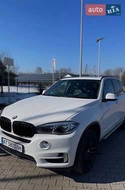 Позашляховик / Кросовер BMW X5 2015 в Косові