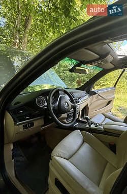Позашляховик / Кросовер BMW X5 2007 в 