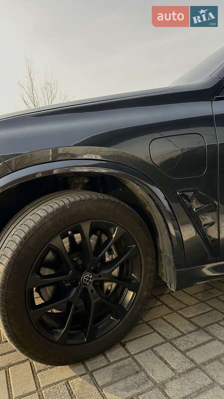 Внедорожник / Кроссовер BMW X5 2022 в Днепре