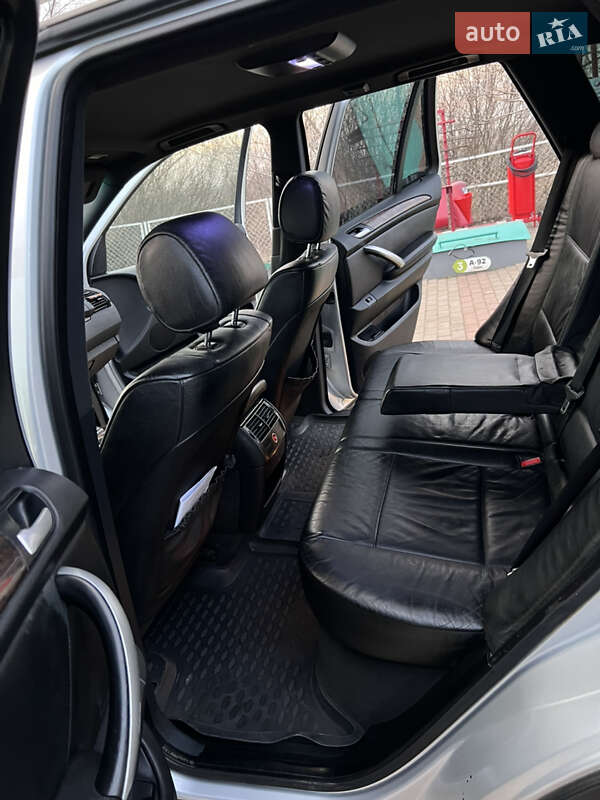 Позашляховик / Кросовер BMW X5 2002 в Володимирі