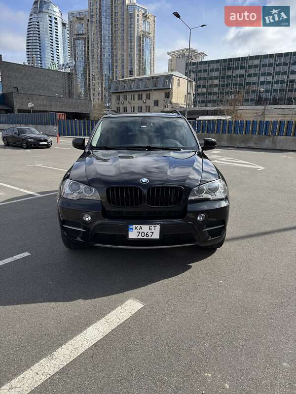 Позашляховик / Кросовер BMW X5 2012 в Києві