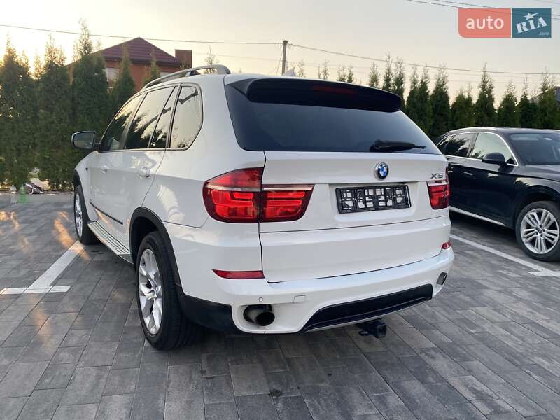 Внедорожник / Кроссовер BMW X5 2010 в Луцке