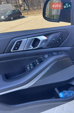 Внедорожник / Кроссовер BMW X5 2019 в 