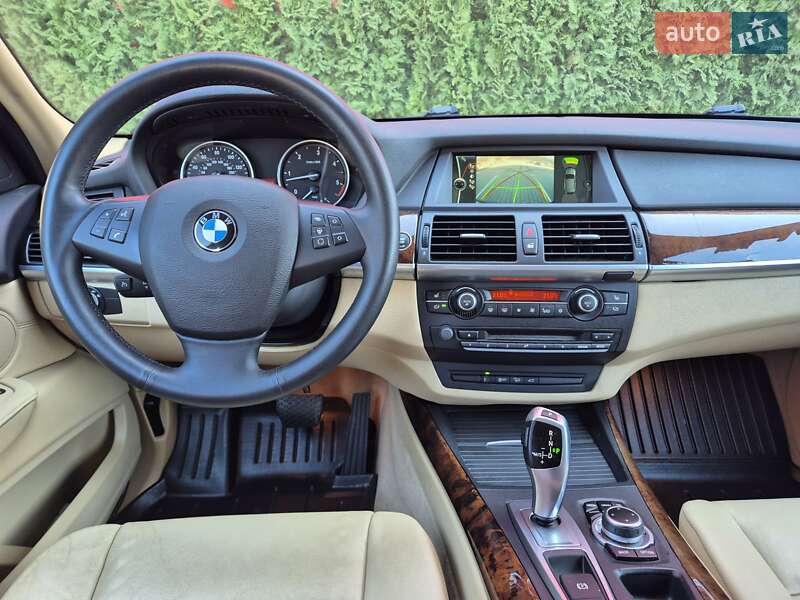 Внедорожник / Кроссовер BMW X5 2012 в Виннице