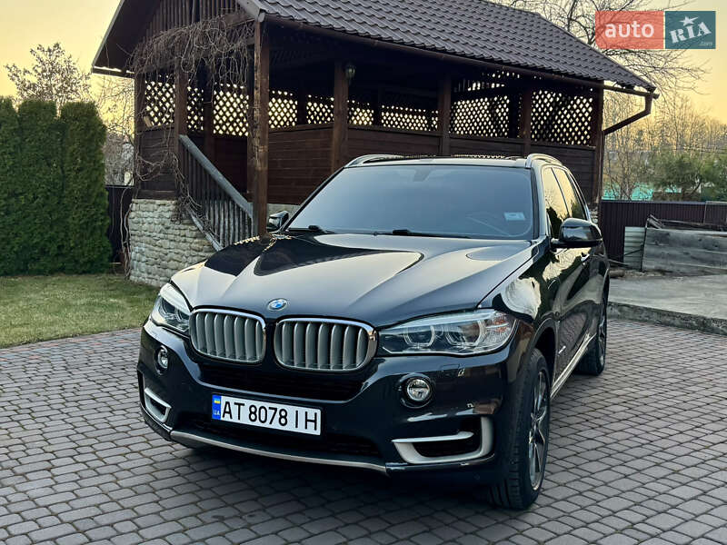 Позашляховик / Кросовер BMW X5 2017 в Коломиї