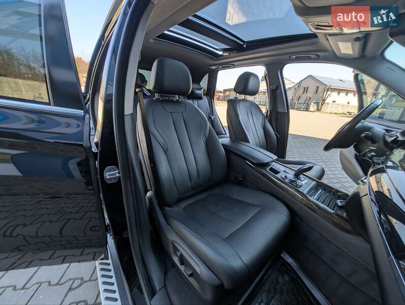 Позашляховик / Кросовер BMW X5 2015 в Косові