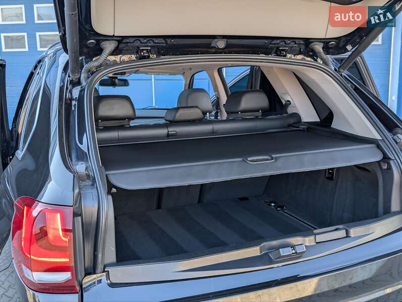 Позашляховик / Кросовер BMW X5 2015 в Косові